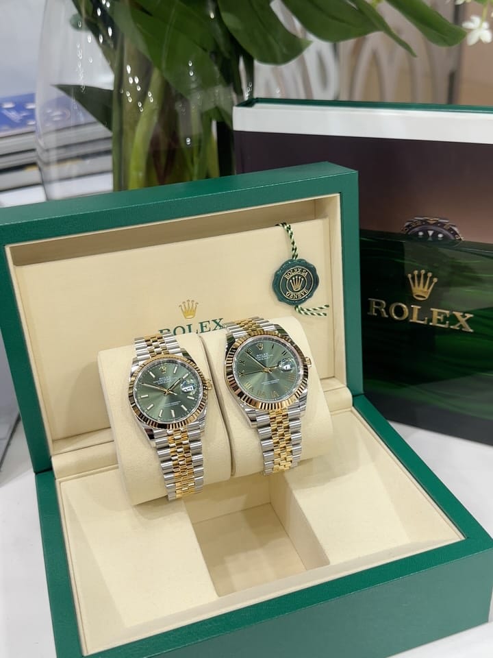 Post 3 by Watch Exchange on Instagram (carousel)