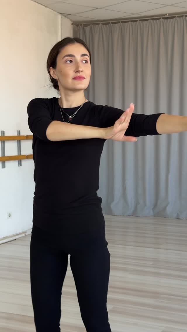 Post 10 by 🇬🇪MARI🇬🇪 on Instagram (video)