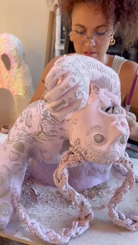 Post 10 by Amaryllis R. Flowers Art Studio on Instagram (video)