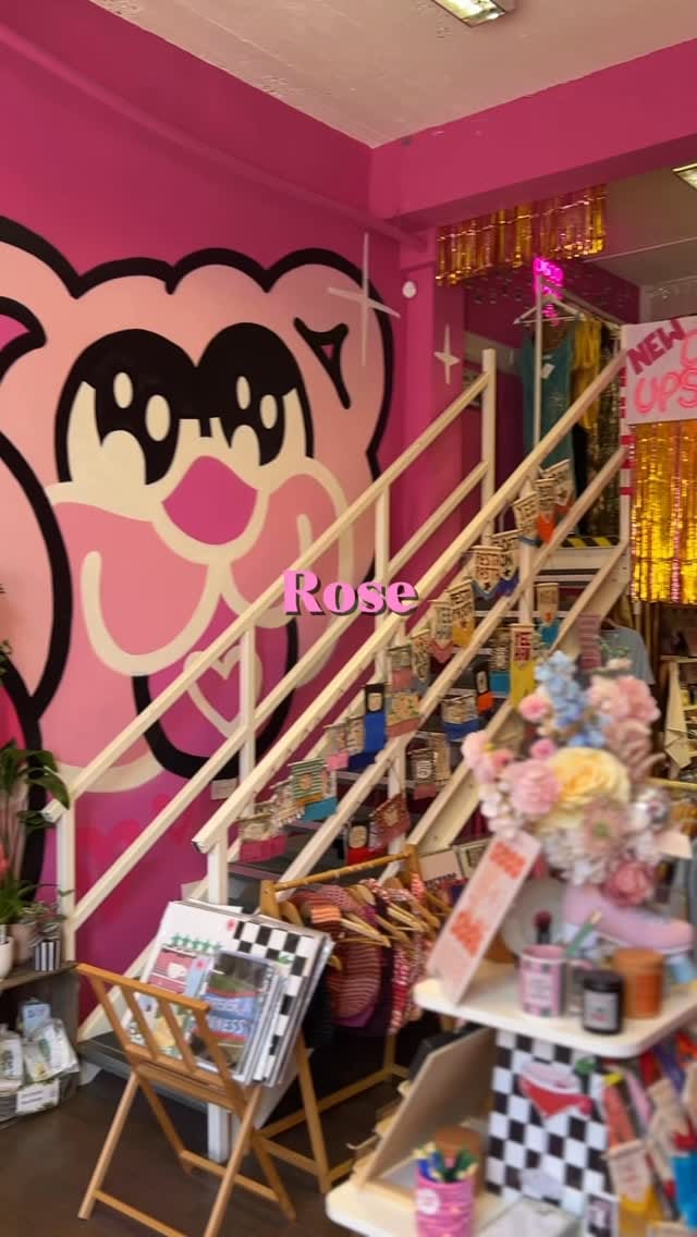 Post 8 by Flaura Rose on Instagram (video)