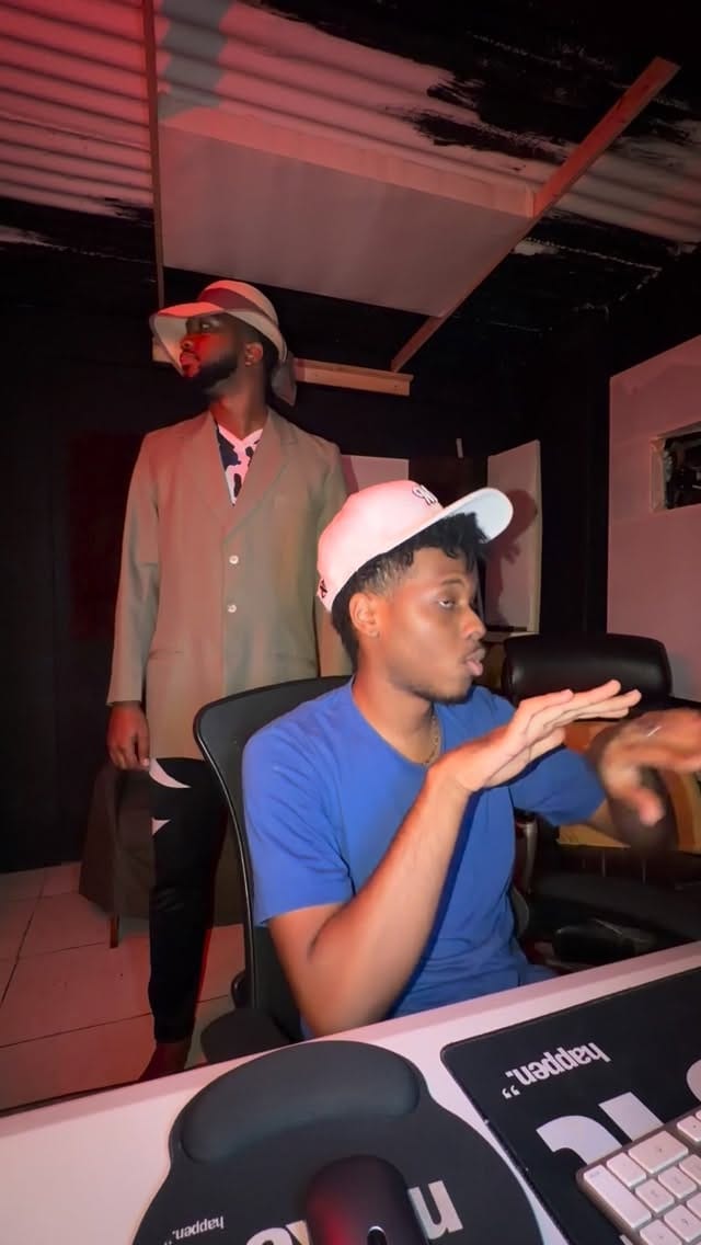 Post 4 by Jza King on Instagram (video)