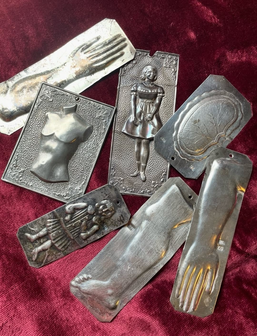 Post 8 by Roses & Rue Antiques on Instagram (carousel)