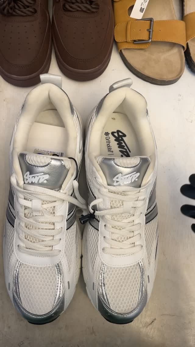 Post 6 by The Casual Dispenser OUTLET on Instagram (video)