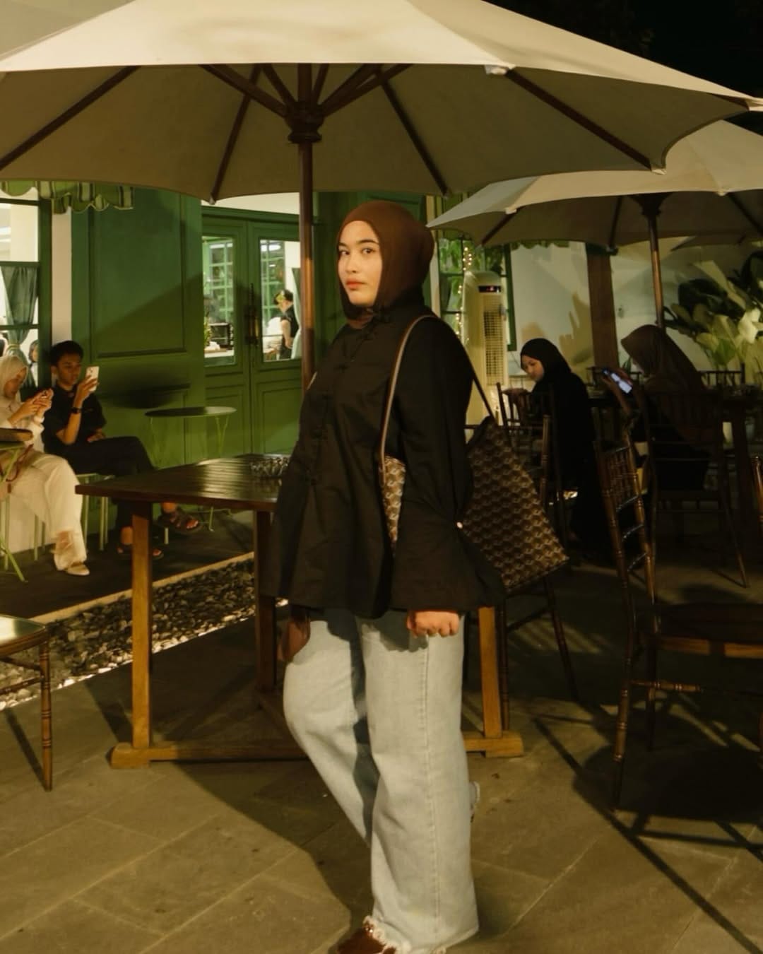 Post 5 by 𝒥𝑜𝒶𝓃𝓃𝒶 𝒩𝒶𝒷𝒶𝒷𝒶𝓃 (𝐌𝐀𝐊𝐉𝐎) on Instagram (carousel)