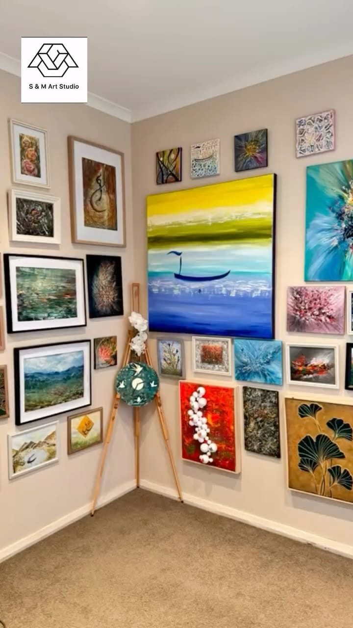 Post 7 by S & M Art Studio on Instagram (video)