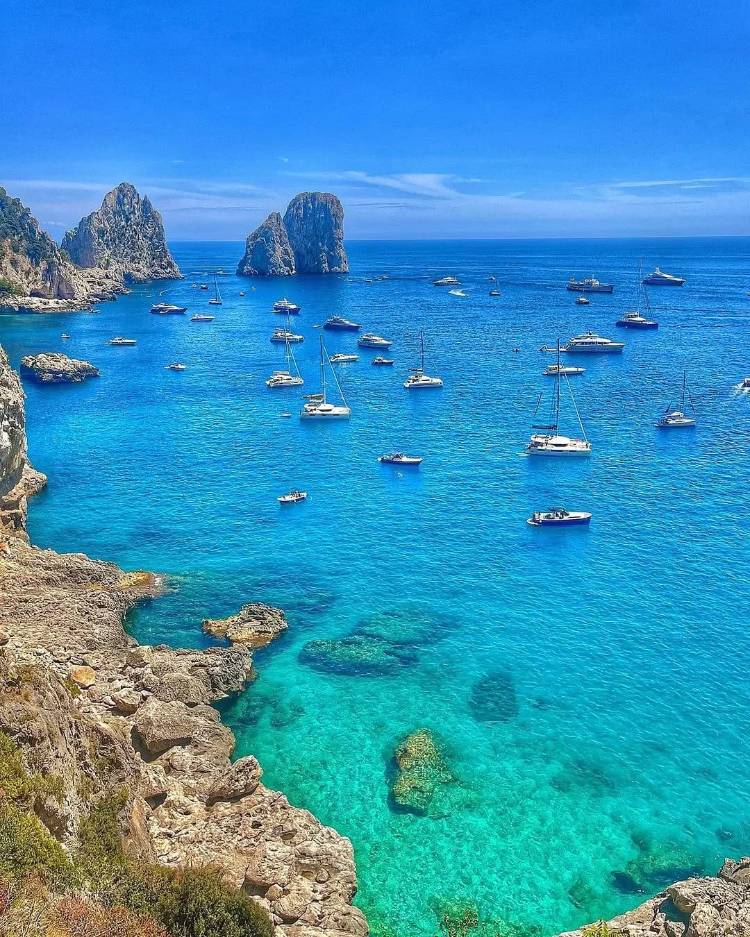 Post 7 by 🔵 Living Campania Gallery on Instagram (image)