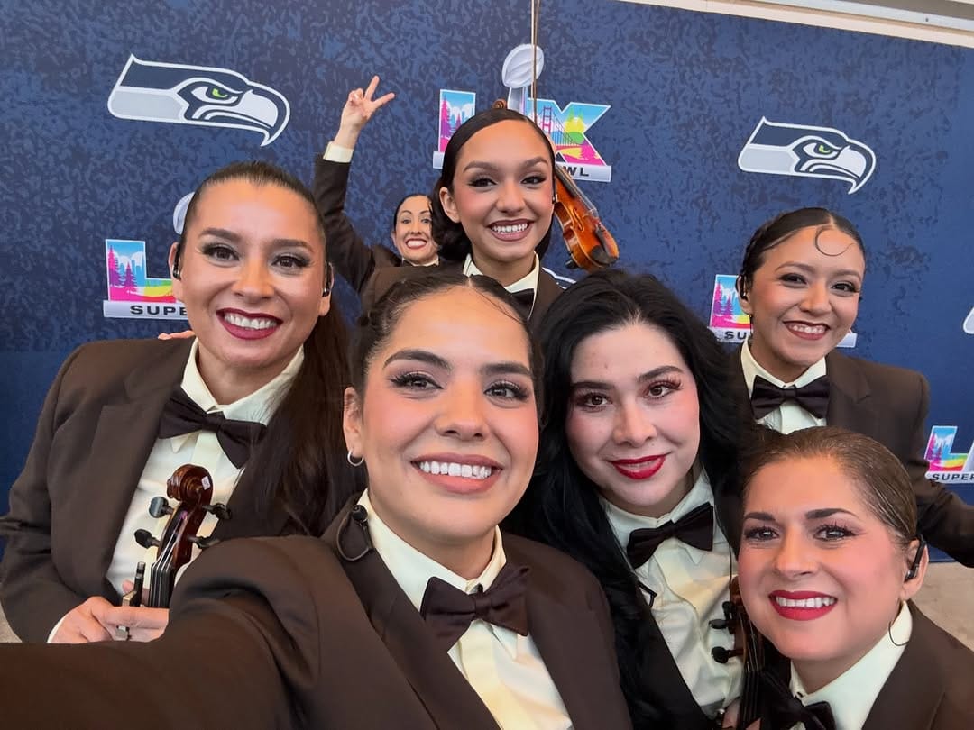Post 10 by Julissa Dominguez on Instagram (image)