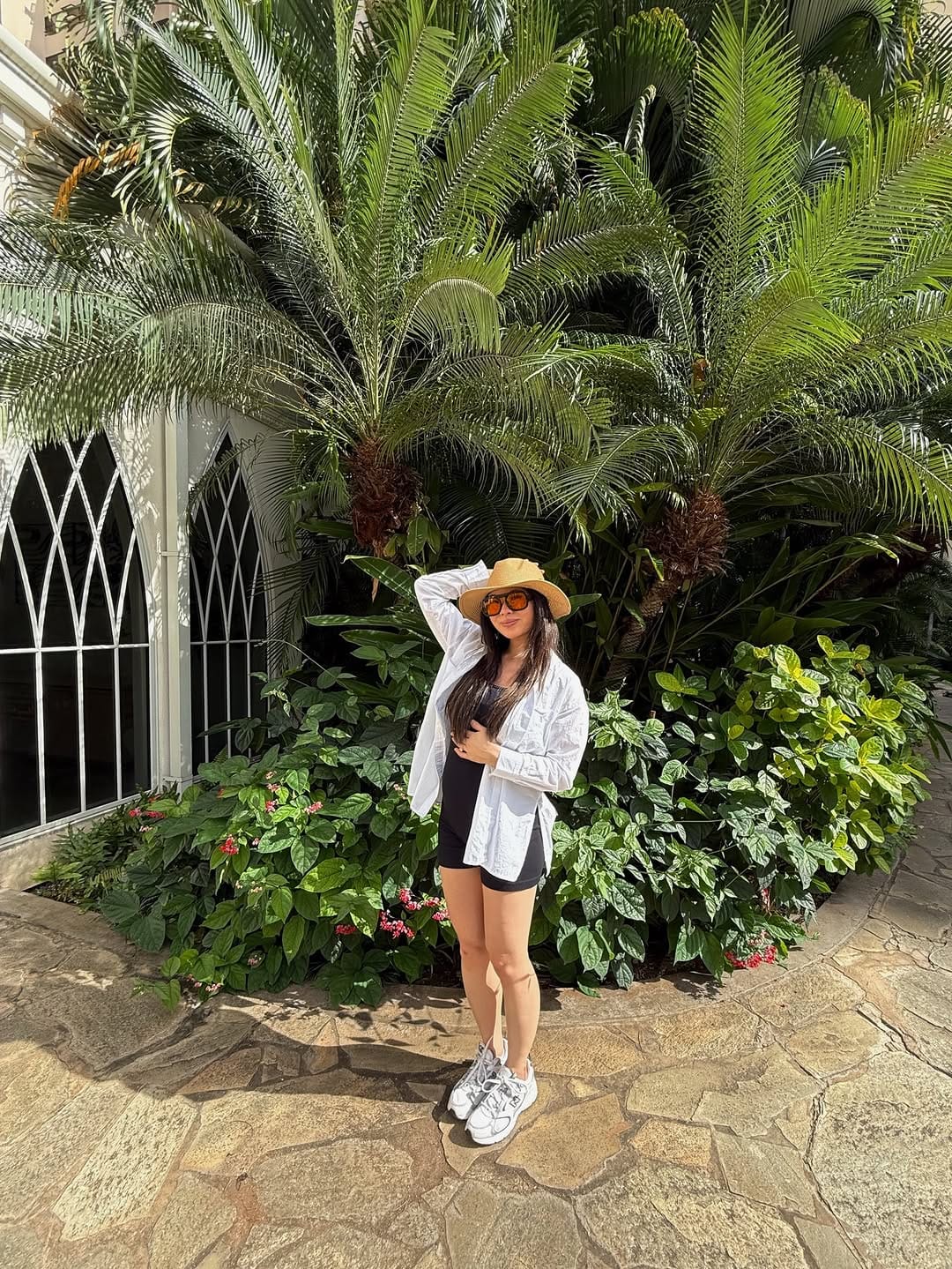 Post 3 by Laura Vong, DDS on Instagram (carousel)