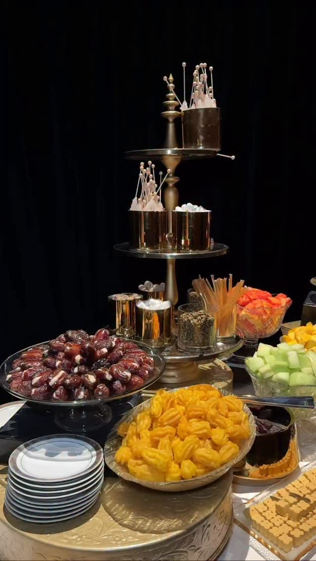 Post 7 by FOREMOST KOSHER CATERERS on Instagram (video)