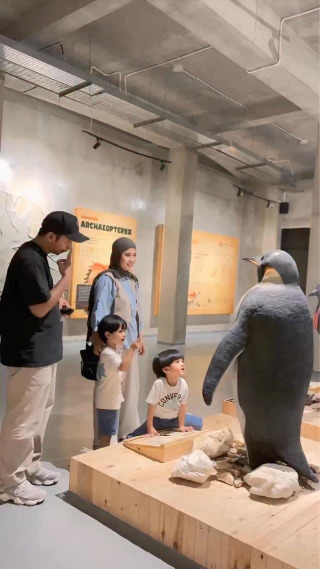 Post 2 by Fitri Rachmawati Amalia on Instagram (video)