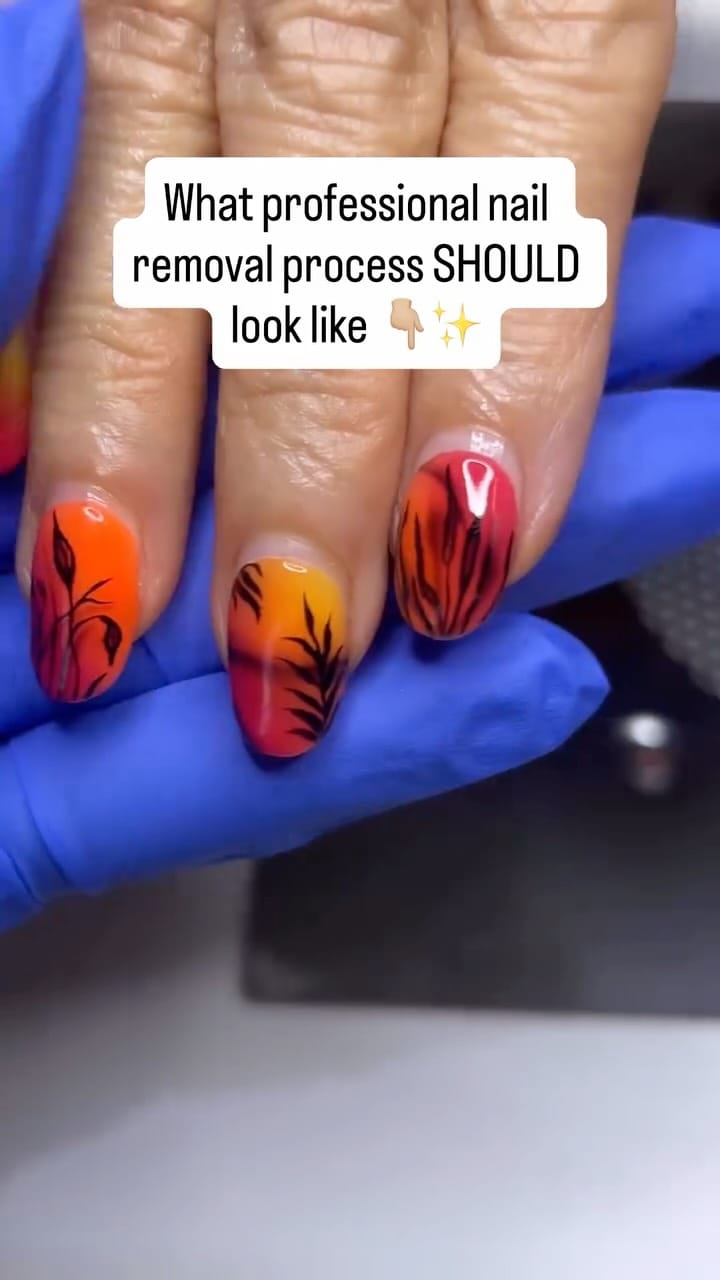 Post 1 by Nailed_by_becky Tran Rebekah on Instagram (video)