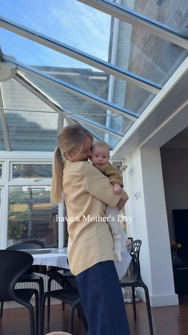 Post 7 by Alex & James Lock on Instagram (video)