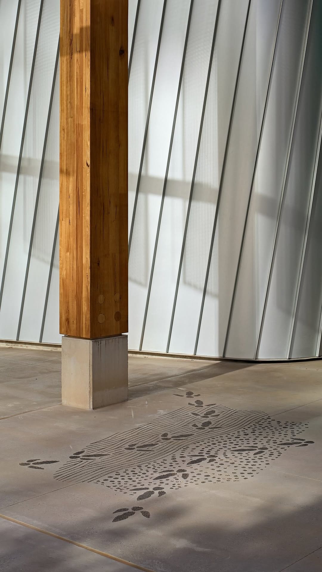 Post 6 by Das Studio on Instagram (video)