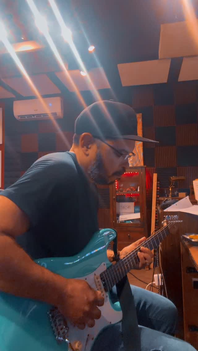 Post 7 by Alex Vieira on Instagram (video)