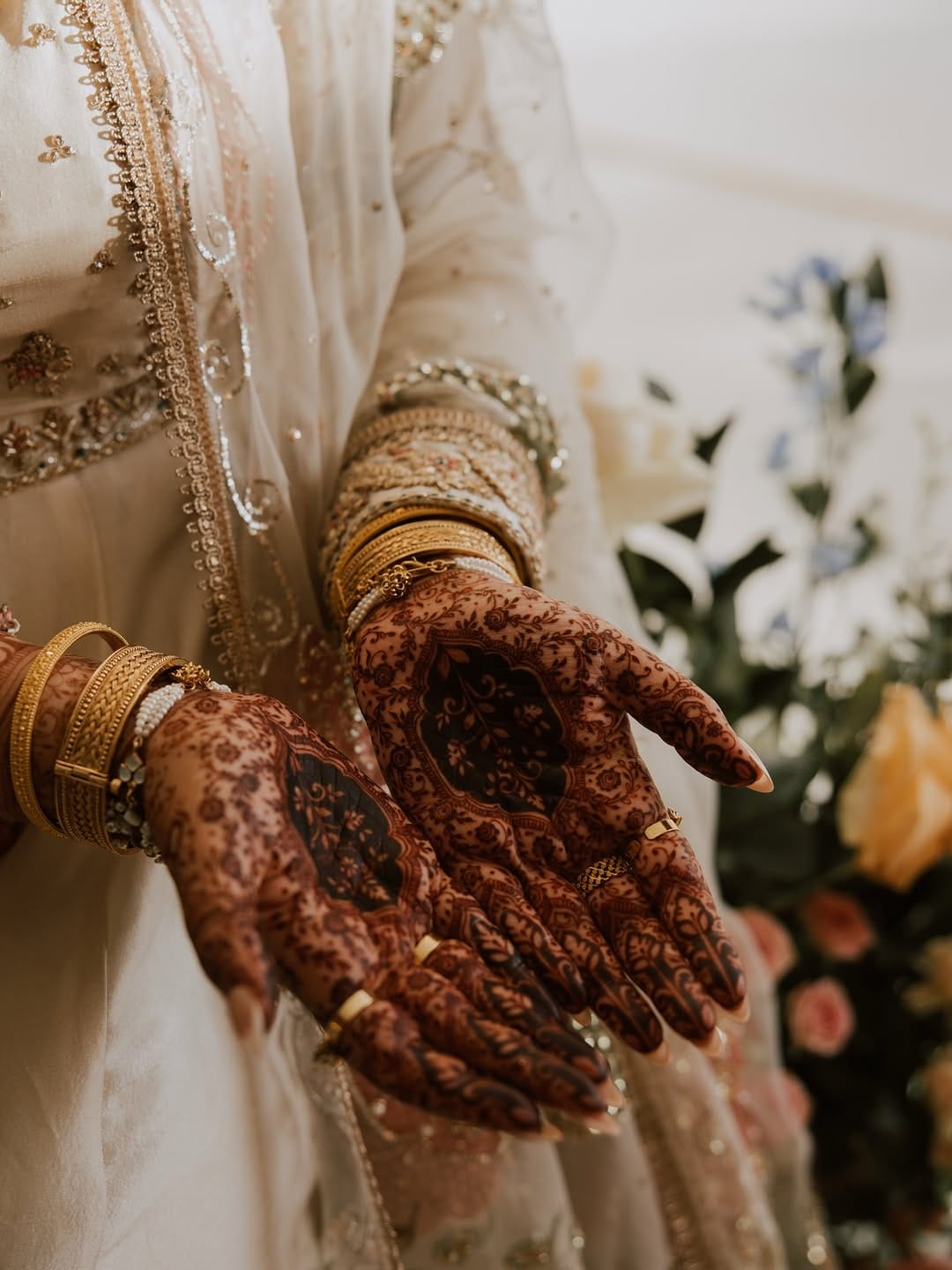 Post 7 by London Henna Artist | faihenna 🤍 on Instagram (carousel)