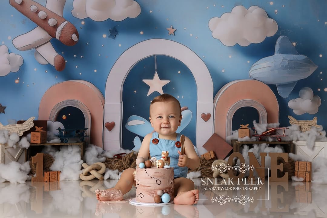 Post 10 by Cake Smash & Newborn Photography Melbourne | ALANA TAYLOR on Instagram (carousel)