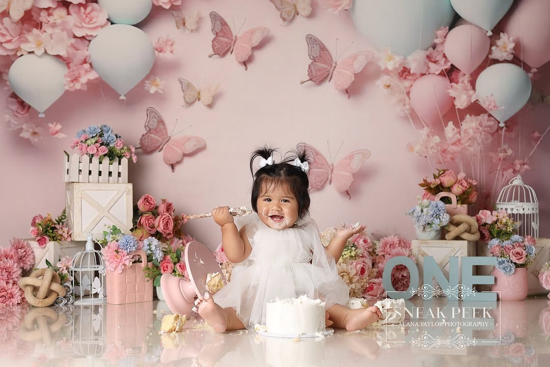 Post 9 by Cake Smash & Newborn Photography Melbourne | ALANA TAYLOR on Instagram (carousel)