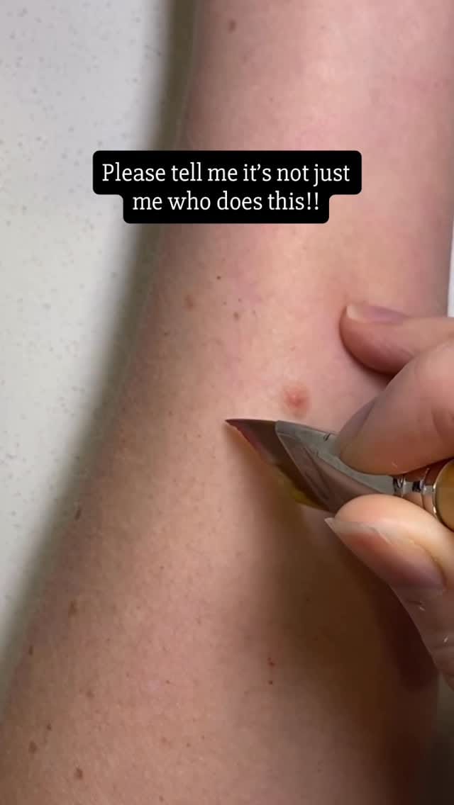Post 4 by Miss Squiggles | Natalie | Professional Face Painter | Melbourne on Instagram (video)