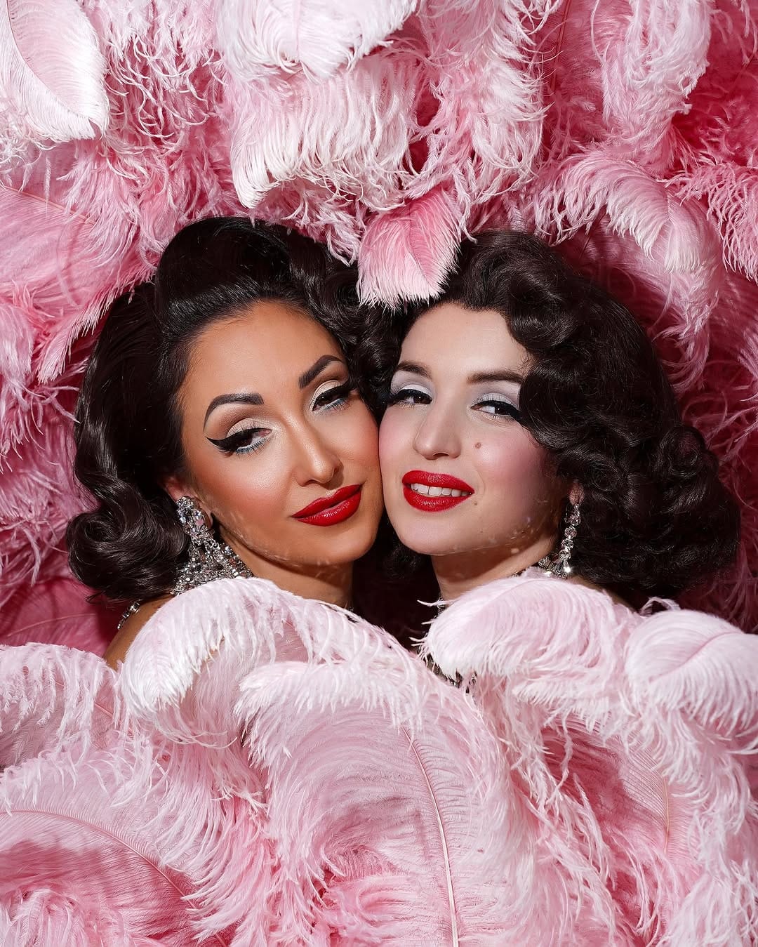 Post 4 by Clea De Velours 💋 on Instagram (image)