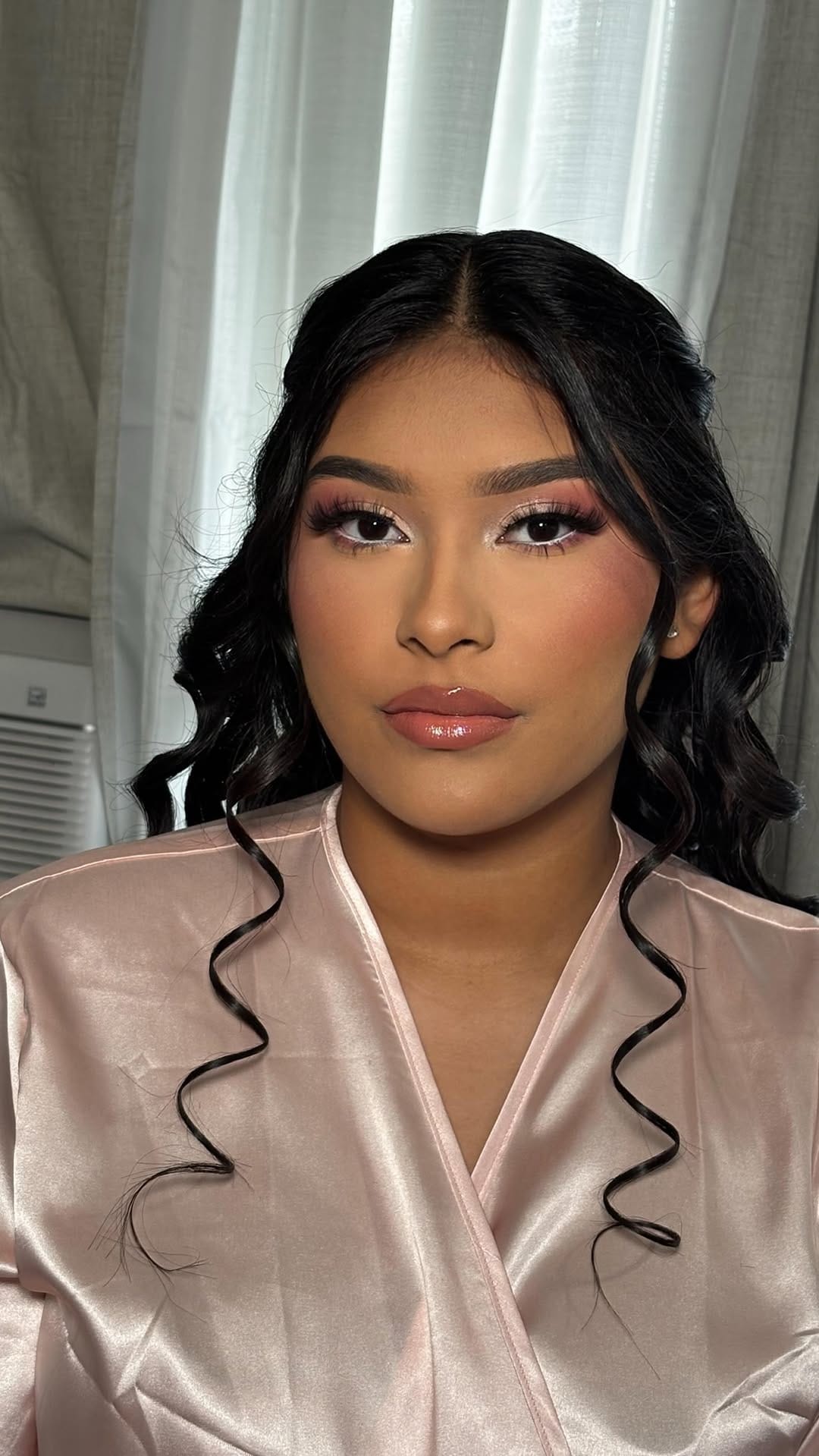 Post 6 by -Zaira  - Makeup Artist & Hair stylist on Instagram (video)