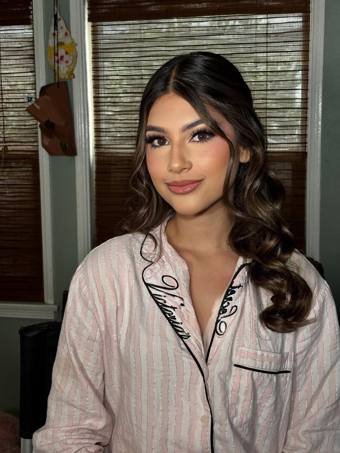 Post 4 by -Zaira  - Makeup Artist & Hair stylist on Instagram (carousel)