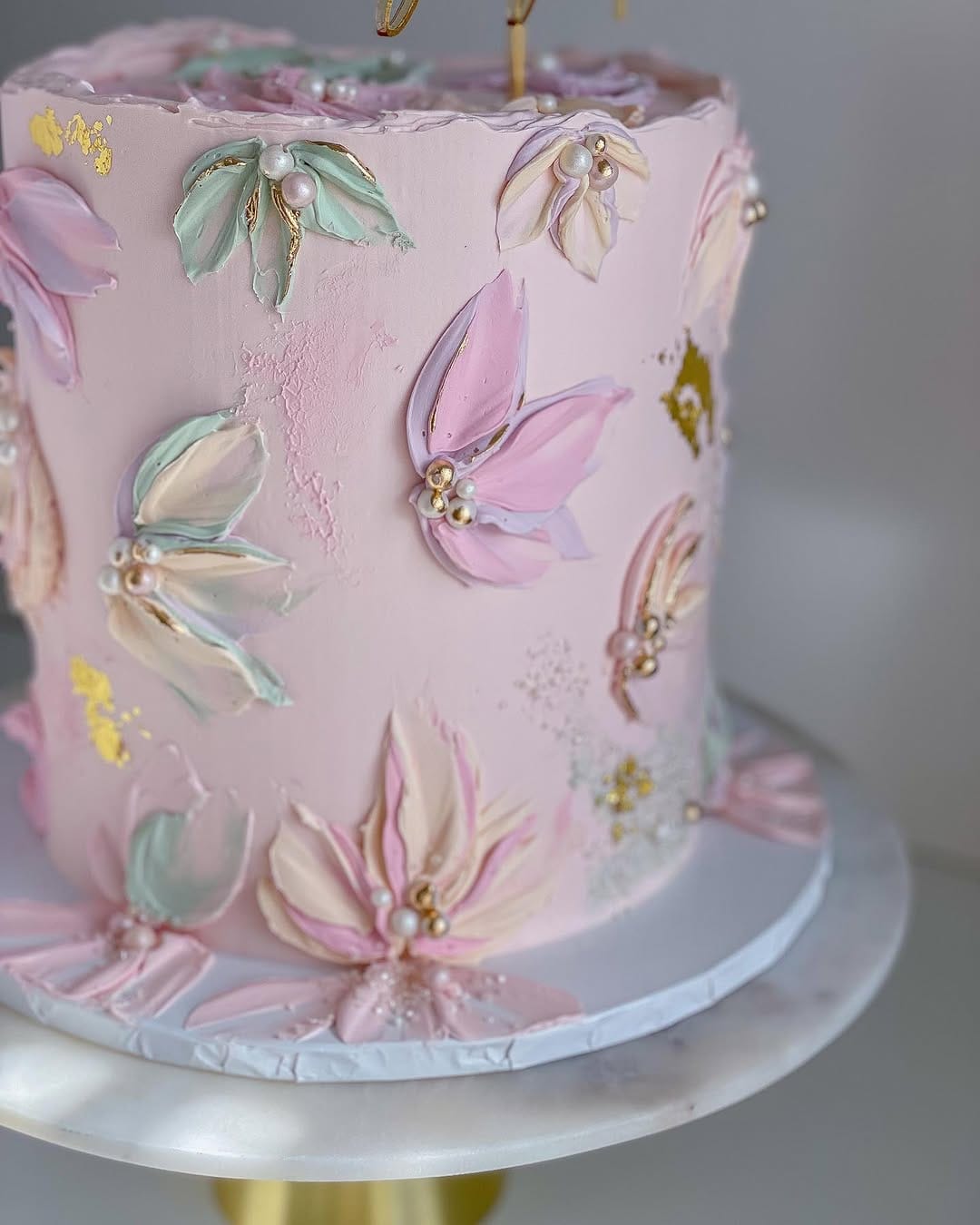 Post 10 by Cakes By Angelica on Instagram (carousel)
