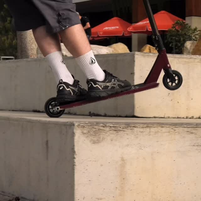 Post 4 by FRIENDLY CREW & GRIPTAPE on Instagram (video)
