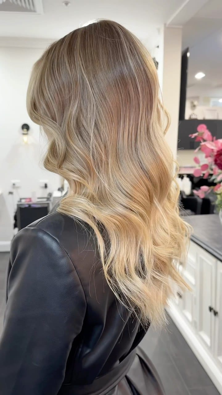 Post 10 by Hairbymaryanna on Instagram (video)