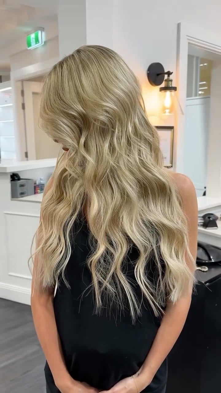 Post 5 by Hairbymaryanna on Instagram (video)