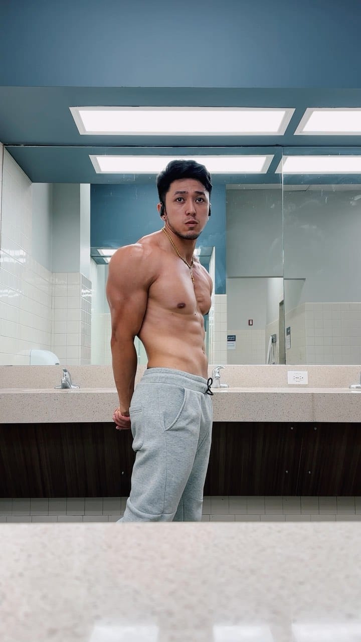 Post 9 by Thomas | Hawaii on Instagram (video)