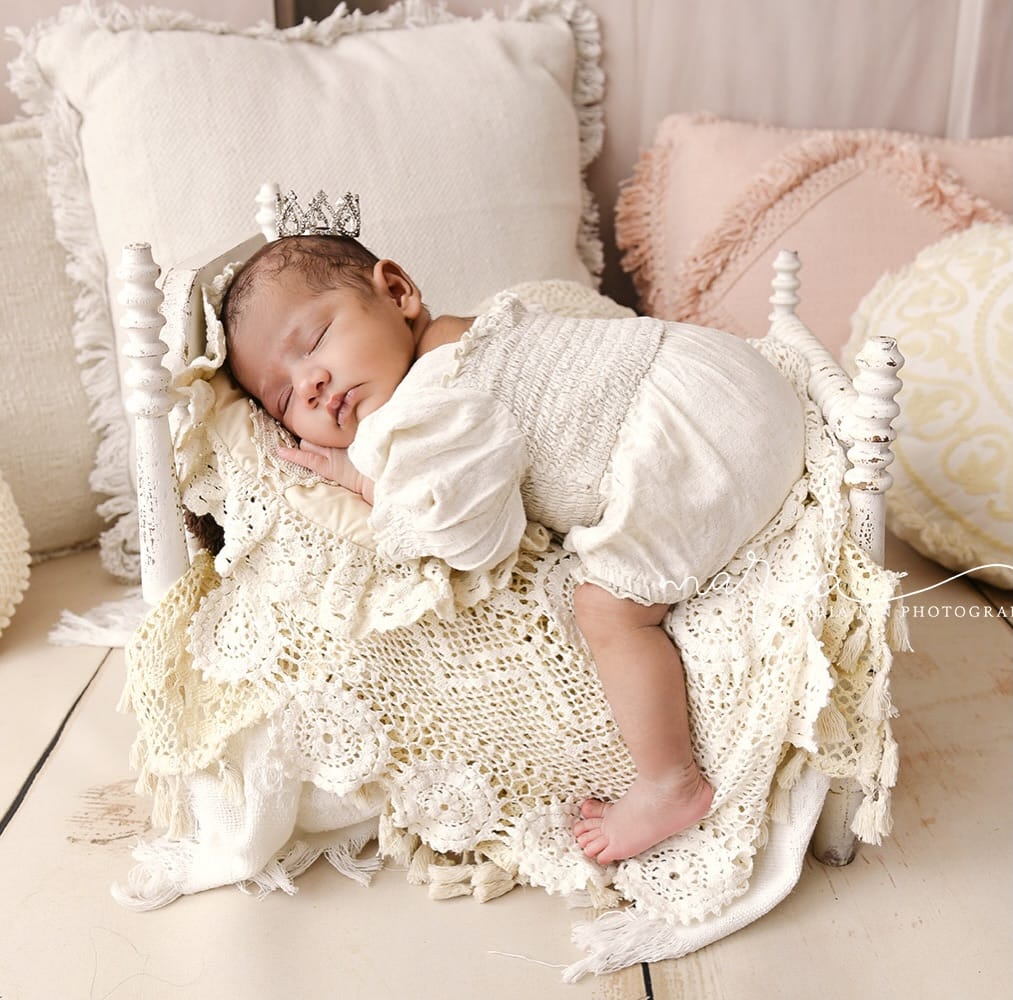 Post 3 by Maria Jan | Melbourne Newborn Photographer on Instagram (image)