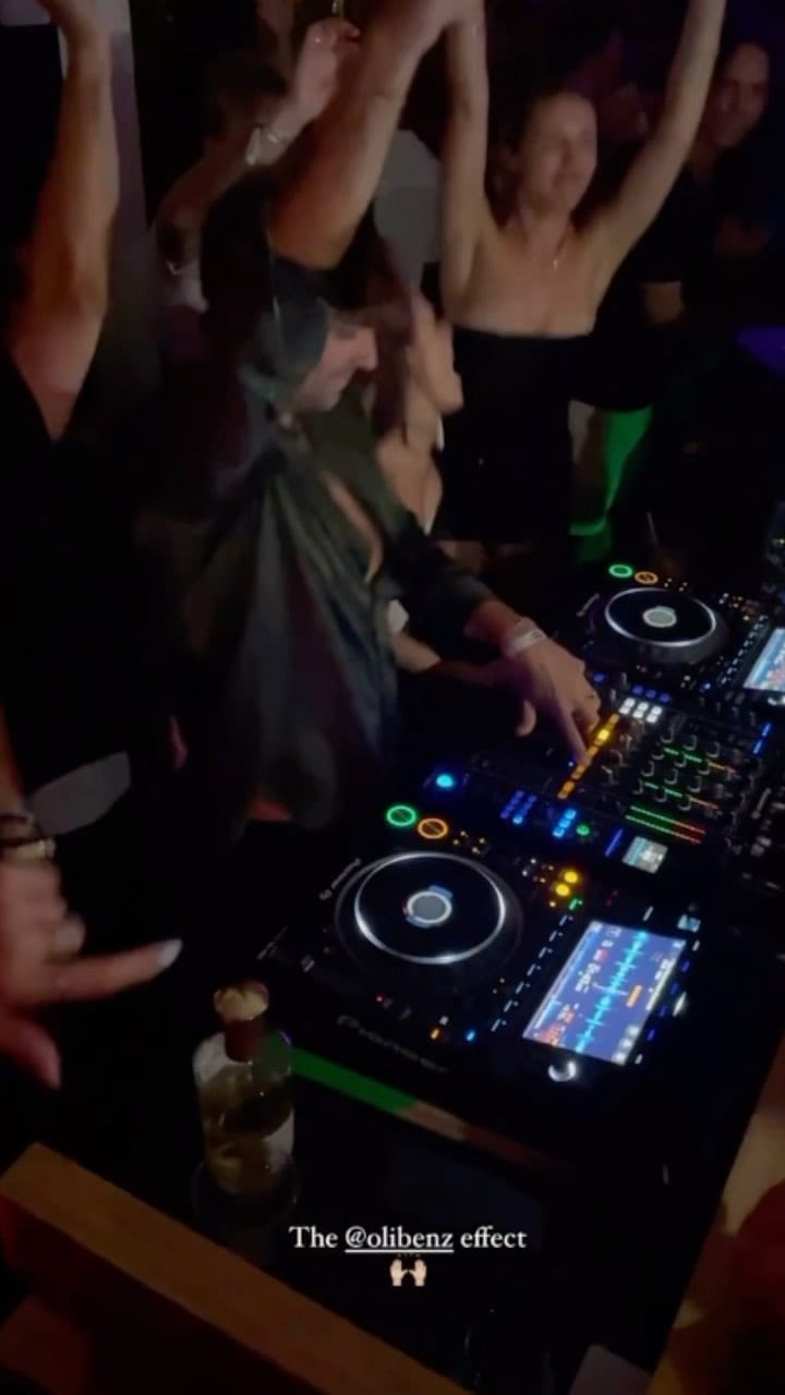 Post 10 by Oliver Benz on Instagram (video)