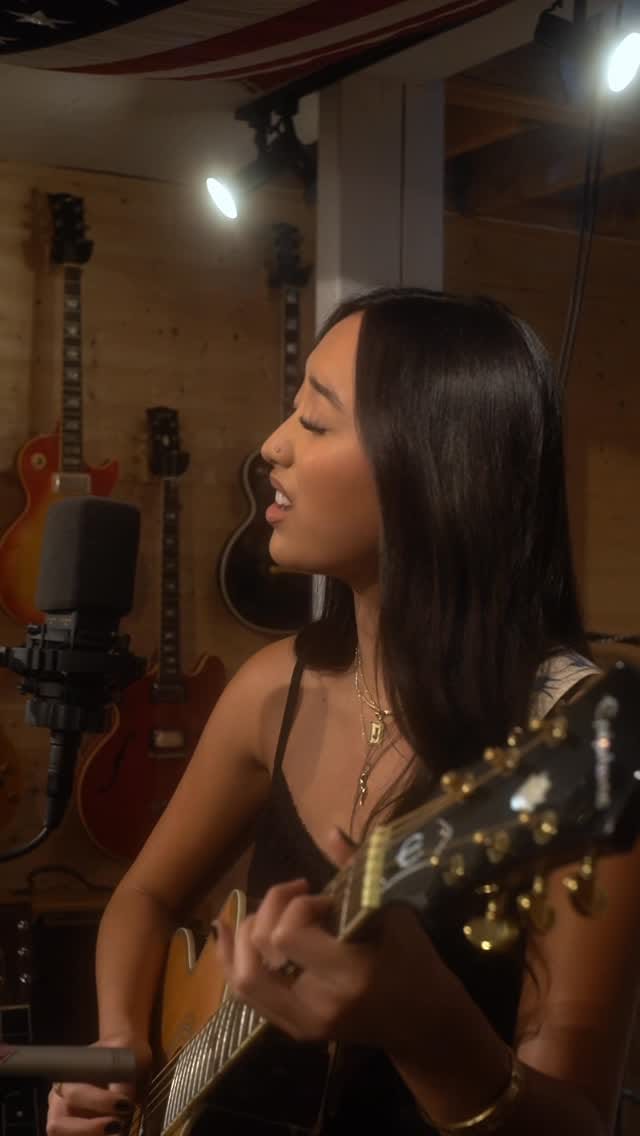 Post 5 by JEWEL CHANG on Instagram (video)