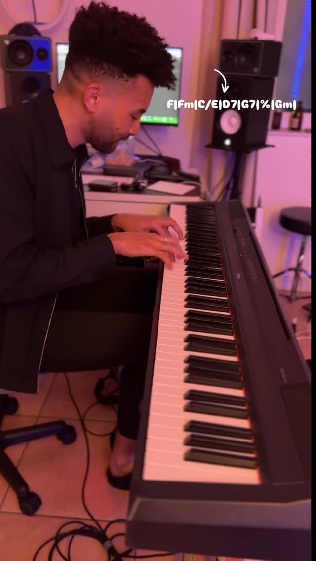 Post 10 by Jorge Pérez on Instagram (video)