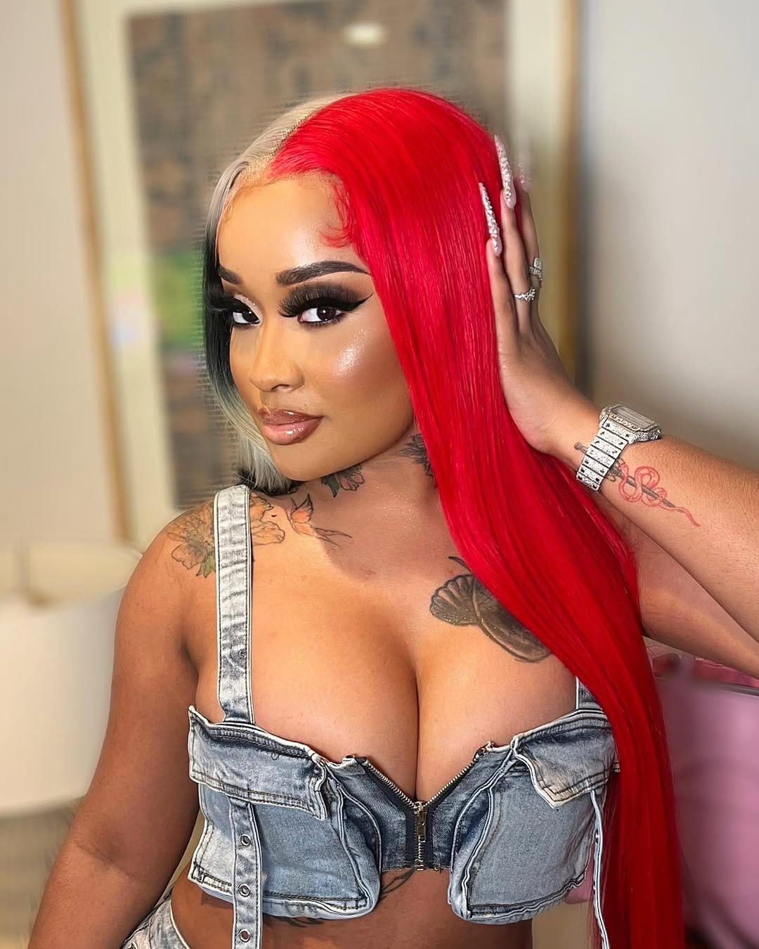 Post 8 by Denver Makeup Artist💋 on Instagram (carousel)