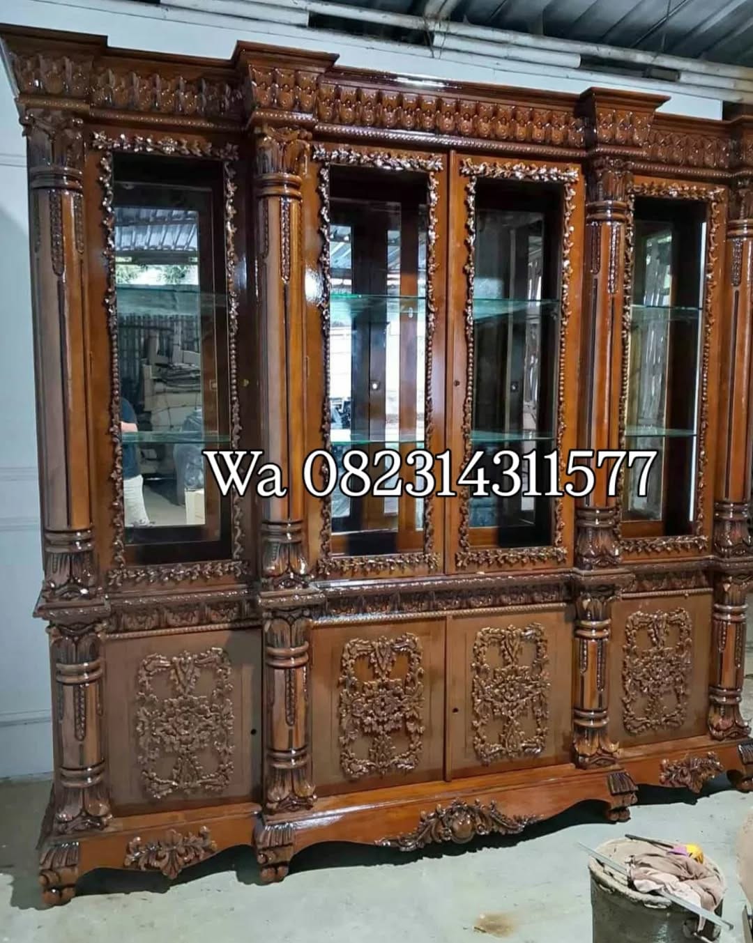 Post 2 by mebel klasik,mebel modern on Instagram (carousel)