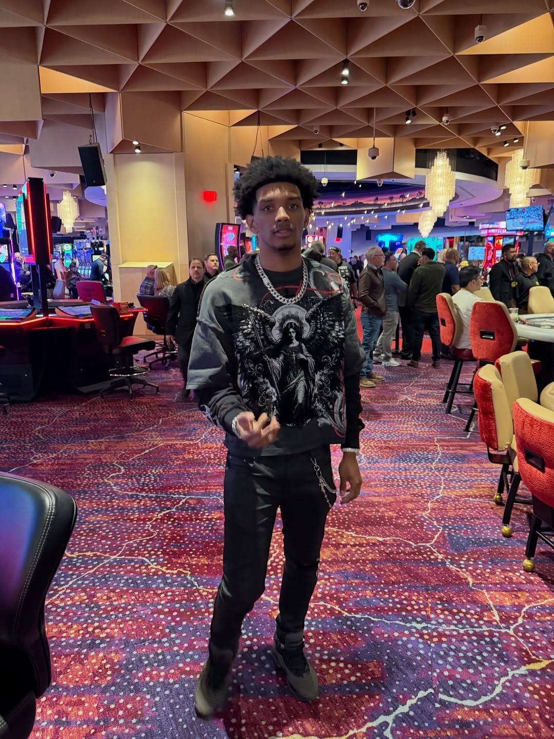Post 1 by Luh Foetymes🧞‍♂️🎙️ on Instagram (carousel)