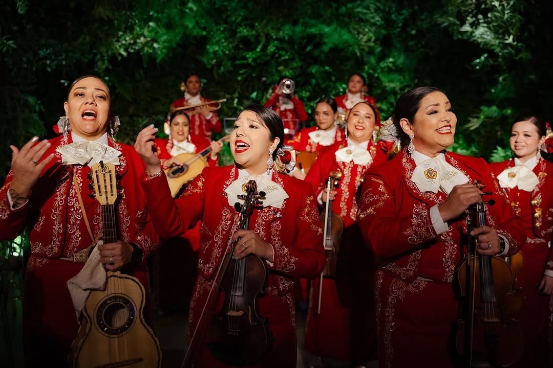 Post 2 by Mariachi Las Alteñas on Instagram (carousel)