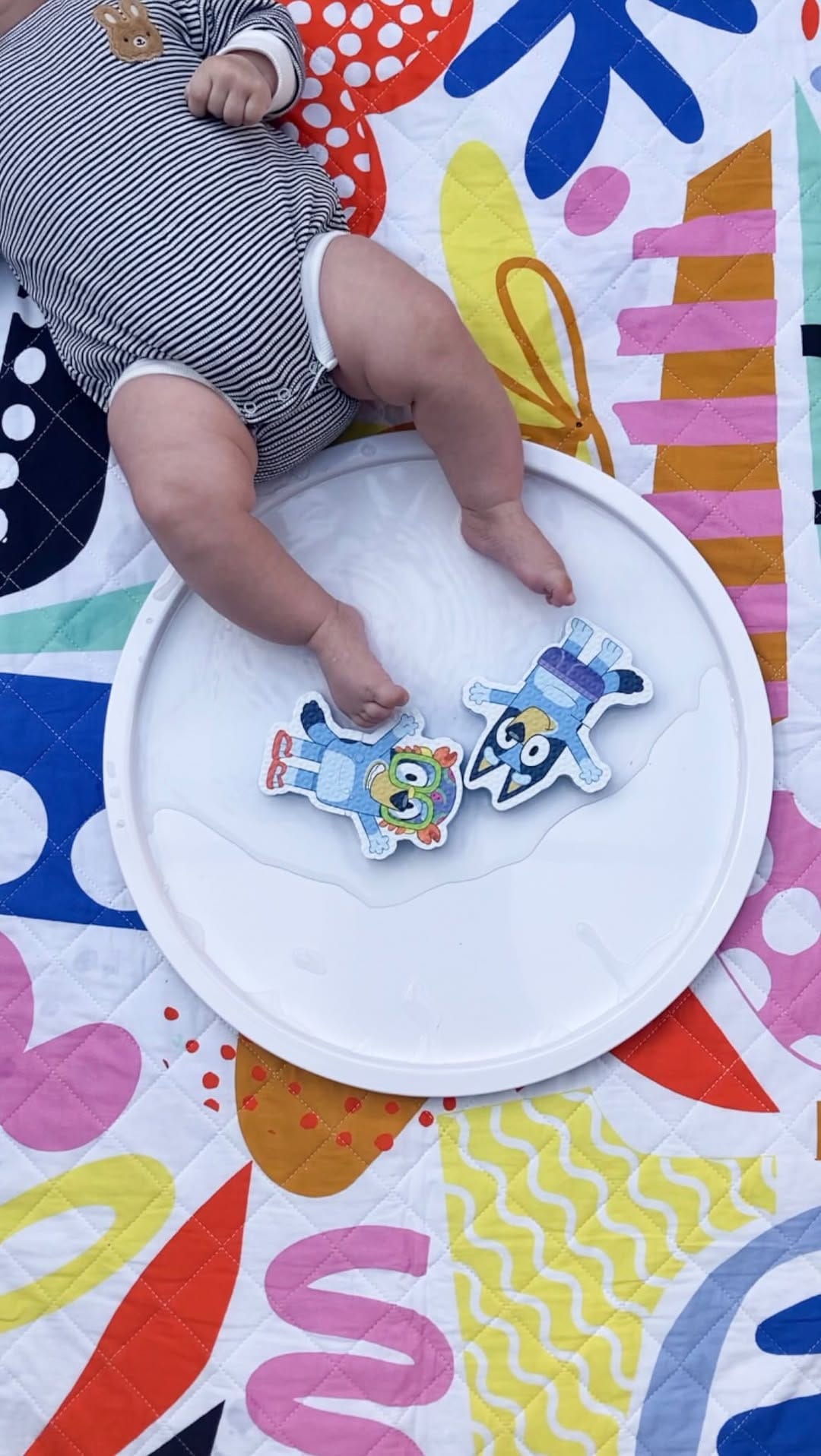 Post 4 by It’s Time To Play Now | SENSORY TRAYS on Instagram (video)
