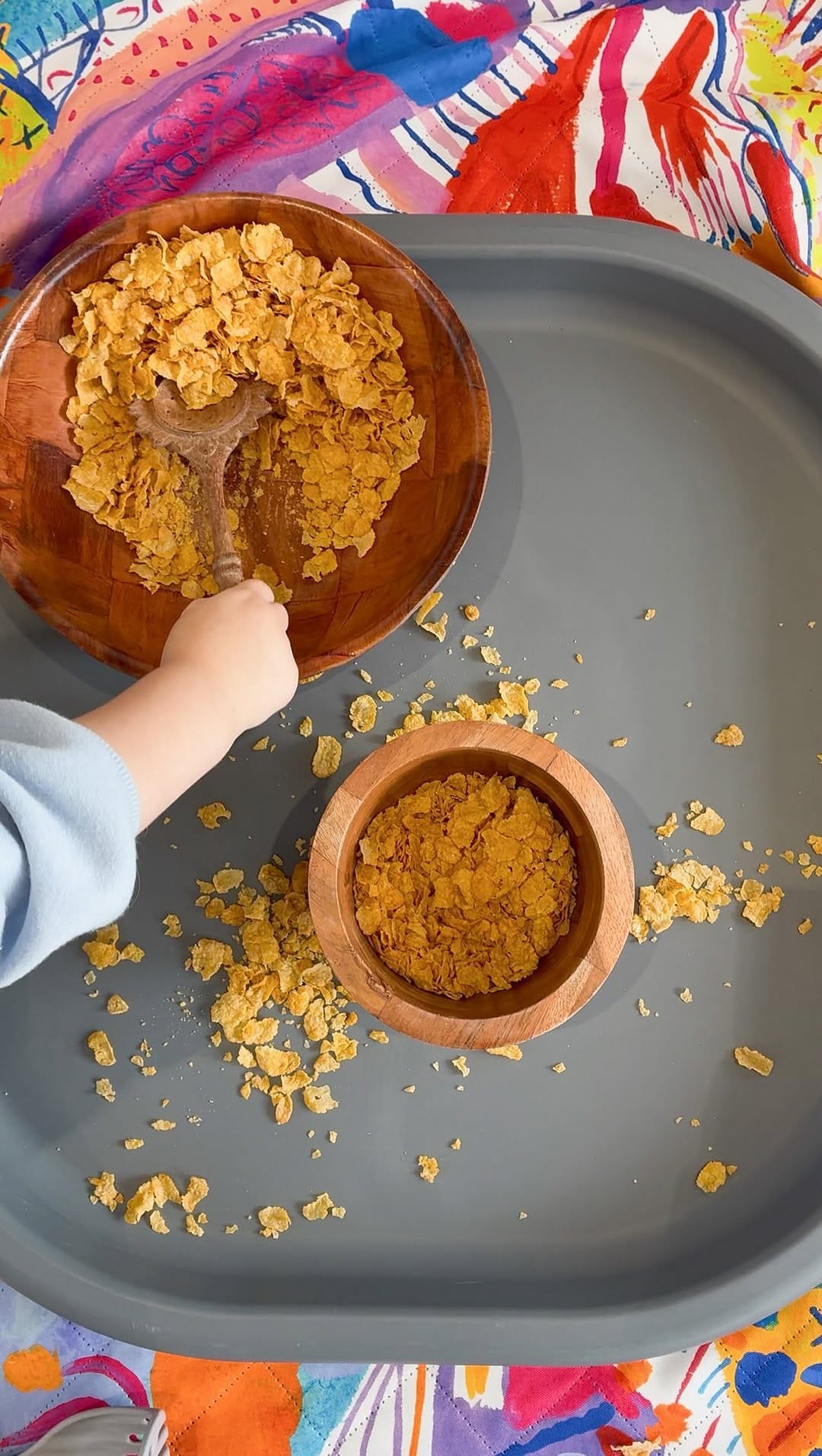 Post 5 by It’s Time To Play Now | SENSORY TRAYS on Instagram (video)