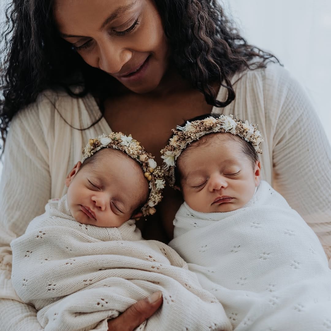 Post 8 by Sarah, Wollongong Newborn & Family Photographer on Instagram (carousel)