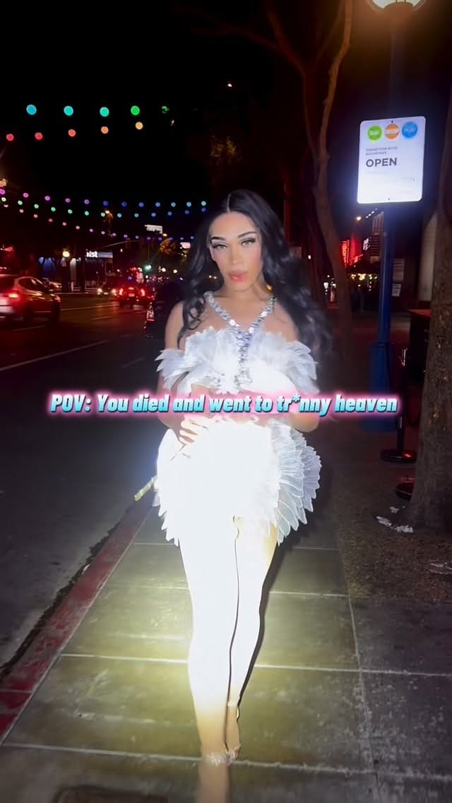 Post 3 by LOLA ‘BOOTZ’  PÉRIGNON on Instagram (video)