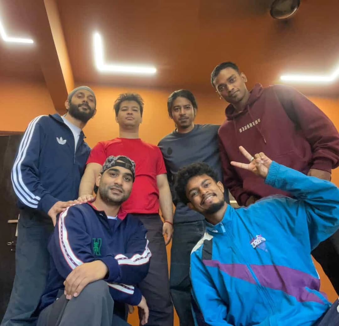Post 6 by MaNoj Kujur on Instagram (image)