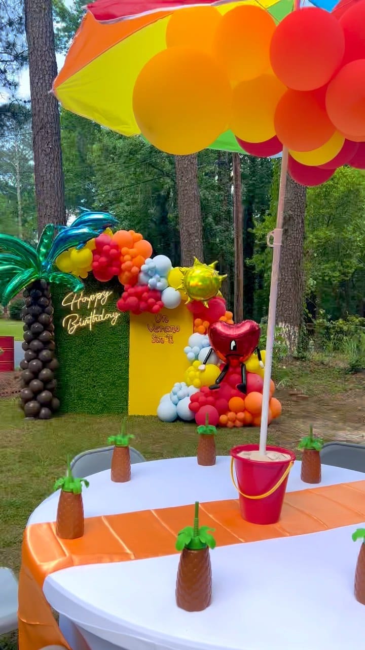 Post 10 by Judi's Balloons & Rentals, LLC on Instagram (video)