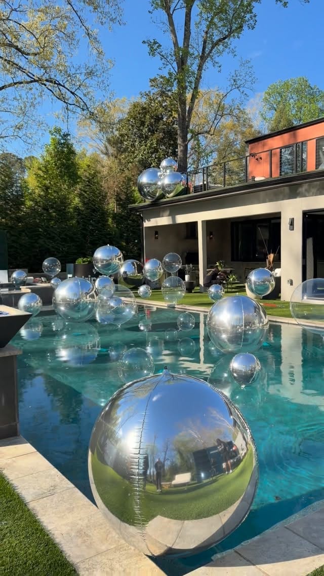 Post 5 by Judi's Balloons & Rentals, LLC on Instagram (video)