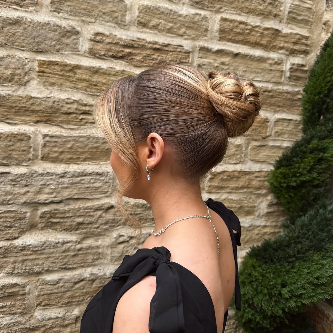 Post 5 by Jade & Beth | Bridal hair and makeup artists on Instagram (image)