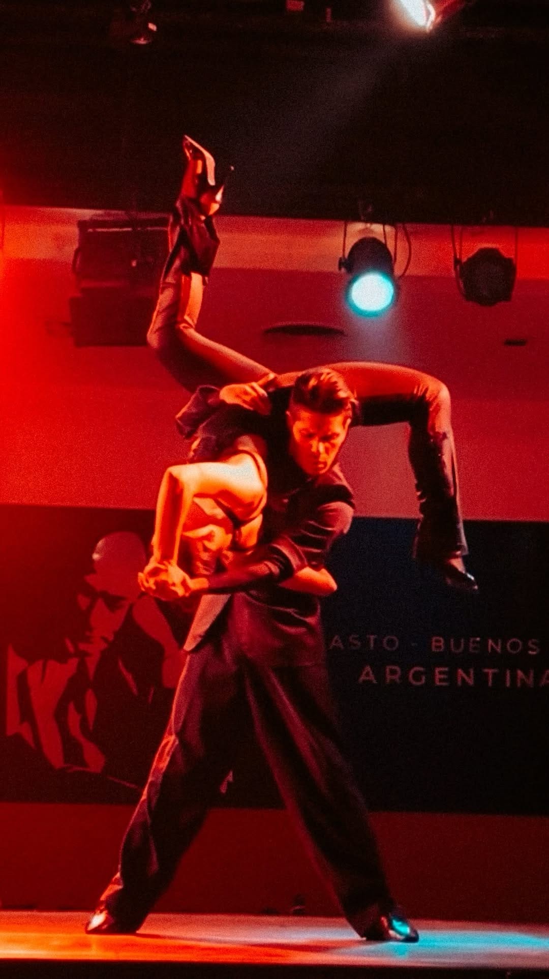 Post 5 by Delfina Rivas on Instagram (video)