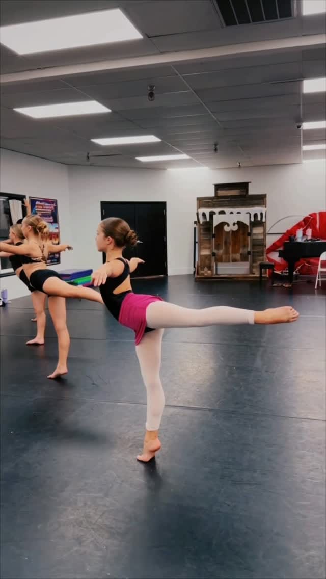 Post 4 by Dolce Dance Studio on Instagram (video)