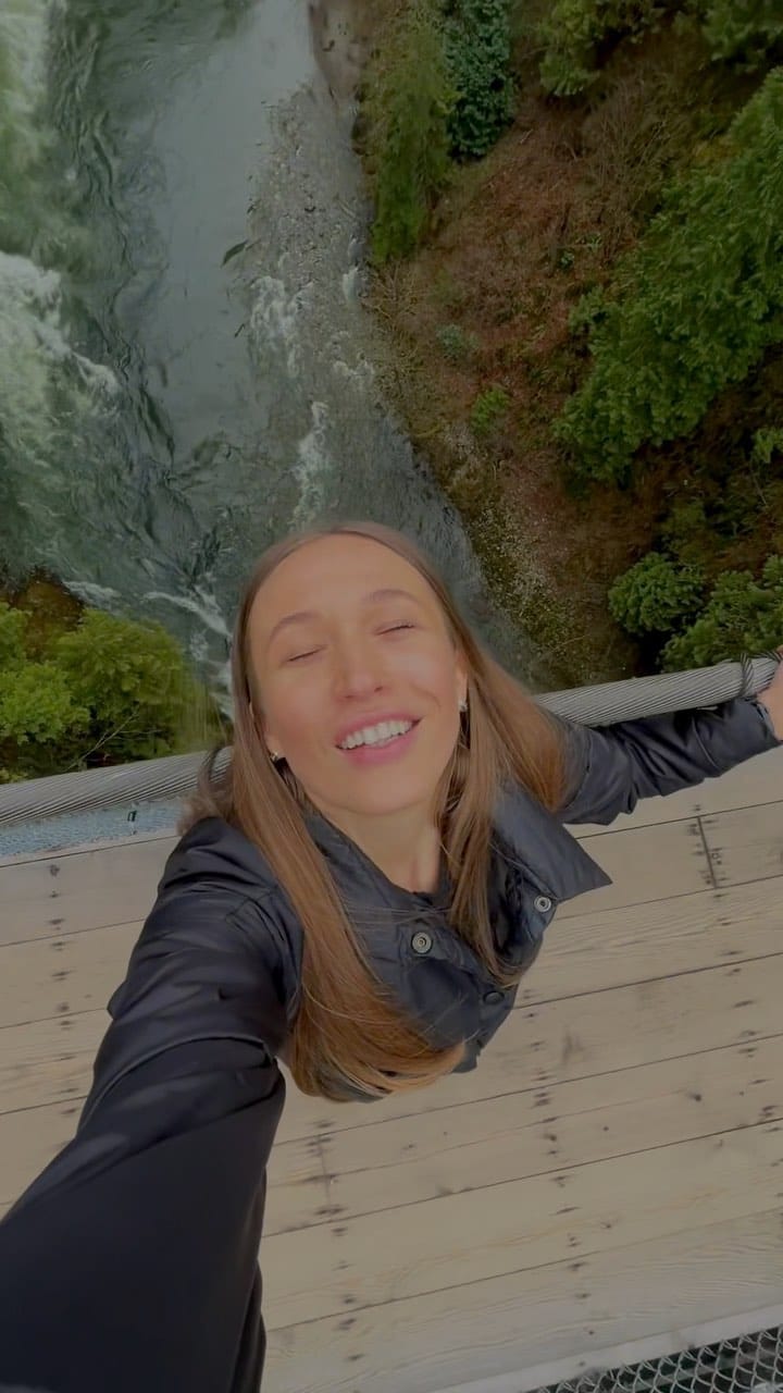 Post 6 by DARIA 👾 Marketing player on Instagram (video)