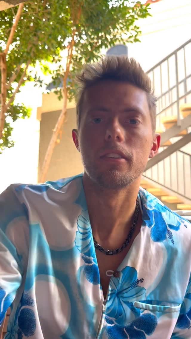 Post 1 by 🔹 ℤ𝕒𝕔𝕙 𝕄𝕒𝕕𝕤𝕠𝕟 🔹 on Instagram (video)